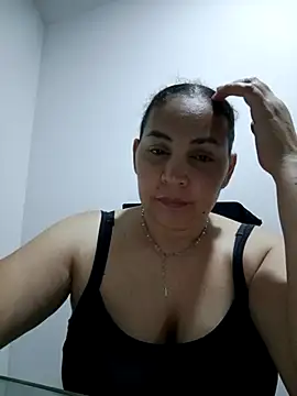 MirandaSoto online show from 17, 10, 2025