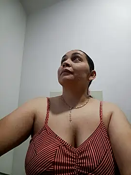 MirandaSoto online show from 22, 4, 2026