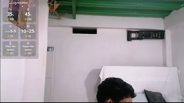 alexispaez457062 online show from 17, 2, 2026