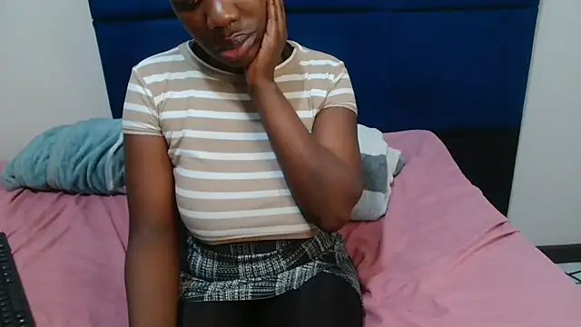 MilkyTitties online show from 17, 6, 2026