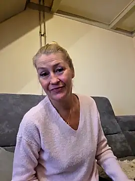 Snapshot of lisalustjouw chatting on 20, 11, 2025 lisalustjouw online show from 20, 11, 2025