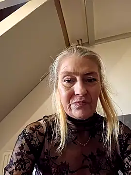 Snapshot of lisalustjouw chatting on 9, 1, 2025 lisalustjouw online show from 9, 1, 2025