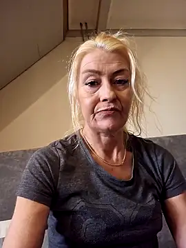 Snapshot of lisalustjouw chatting on 19, 3, 2025 lisalustjouw online show from 19, 3, 2025