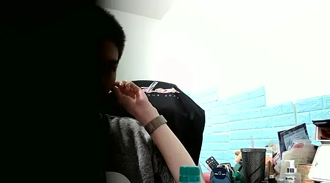 Snapshot of thisisbook_223 chatting on 17, 12, 2024 thisisbook 223 online show from 17, 12, 2024