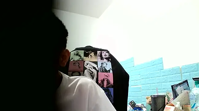 Snapshot of thisisbook_223 chatting on 23, 1, 2025 thisisbook 223 online show from 23, 1, 2025