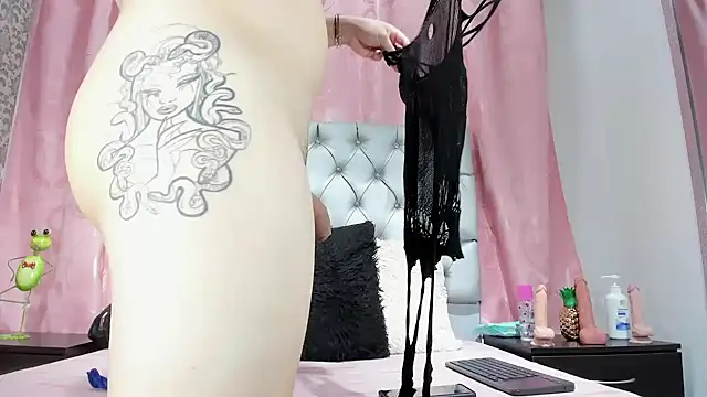 veneno hot online show from 13, 11, 2025