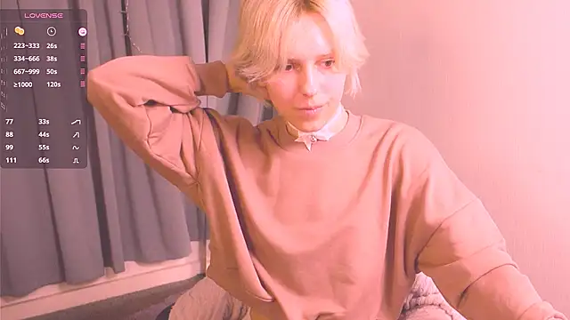 Snapshot of edward_holy chatting on 9, 12, 2024 edward holy online show from 9, 12, 2024