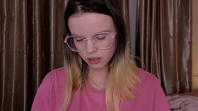 HanaMitsuri online show from 21, 12, 2025