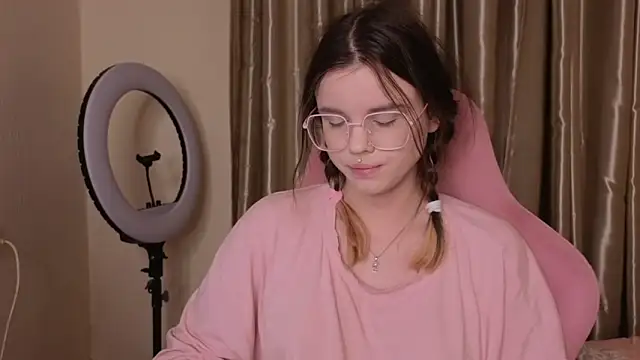 HanaMitsuri online show from 31, 3, 2026