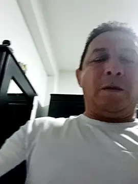 Snapshot of luchoarr chatting on 12, 1, 2025 luchoarr online show from 12, 1, 2025