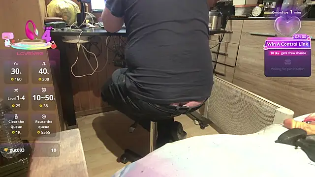 misteryman1956 online show from 18, 4, 2026