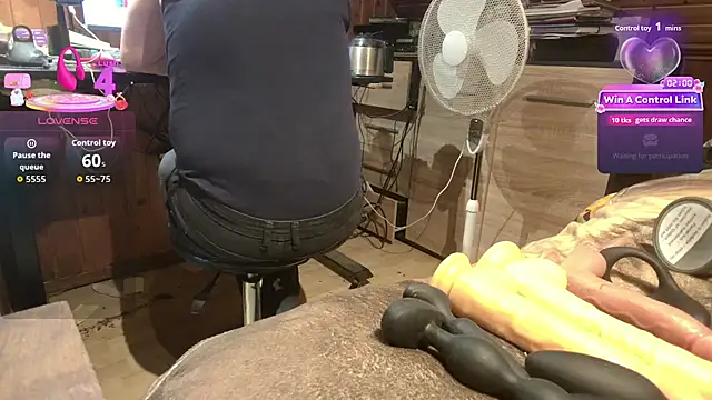 misteryman1956 online show from 13, 7, 2026