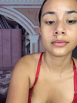 Snapshot of sheyla_sweet18 chatting on 18, 3, 2025 sheyla sweet18 online show from 18, 3, 2025