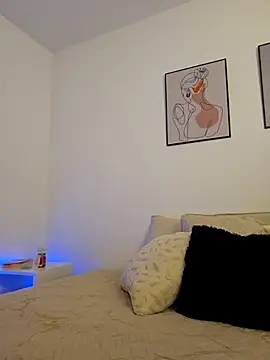 VictoriaEvaans  online show from 7, 1, 2026