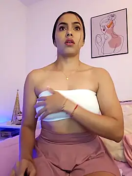 Snapshot of VictoriaEvaans_ chatting on 26, 11, 2025 VictoriaEvaans online show from 26, 11, 2025