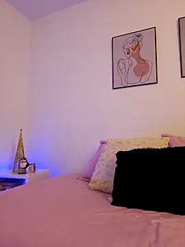 Snapshot of VictoriaEvaans_ chatting on 1, 12, 2025 VictoriaEvaans online show from 1, 12, 2025