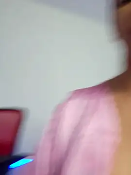 Snapshot of VictoriaEvaans_ chatting on 4, 11, 2025 VictoriaEvaans online show from 4, 11, 2025