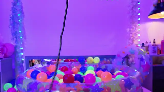 lauren evans96 online show from 22, 2, 2026