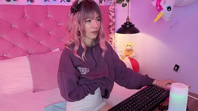 lauren evans96 online show from 4, 3, 2026