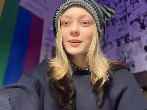 Midnight Mystery online show from 4, 1, 2025