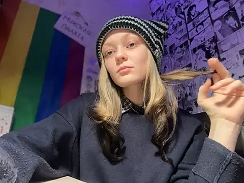 Midnight Mystery online show from 6, 1, 2025