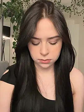  SweetCandyy online show from 27, 2, 2025