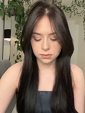  SweetCandyy online show from 25, 1, 2025