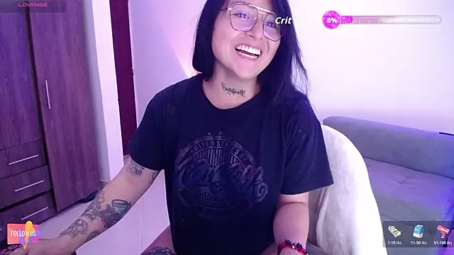 sweet velvett online show from 15, 3, 2026