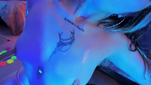 delilah fix online show from 30, 11, 2025