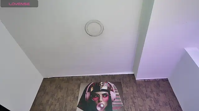 nicole  parker1 online show from 22, 10, 2025