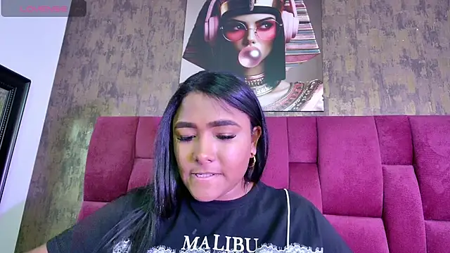 nicole  parker1 online show from 15, 11, 2025