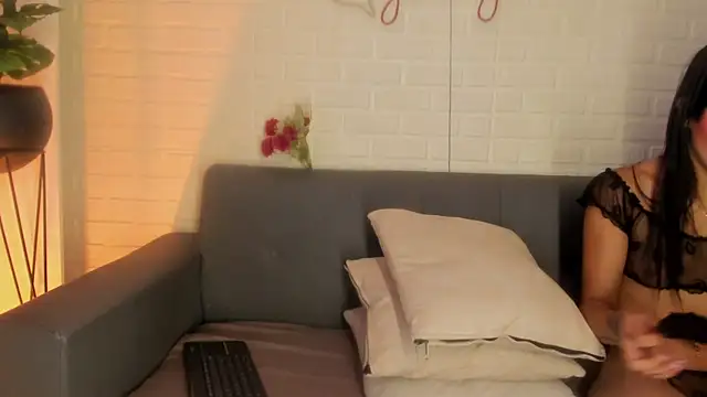 karina gomez 18 online show from 11, 1, 2026