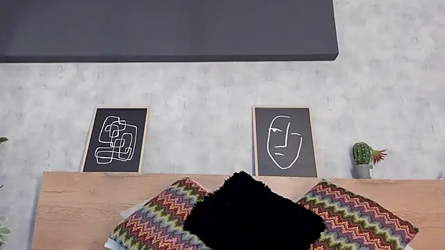 karina gomez 18 online show from 14, 4, 2026