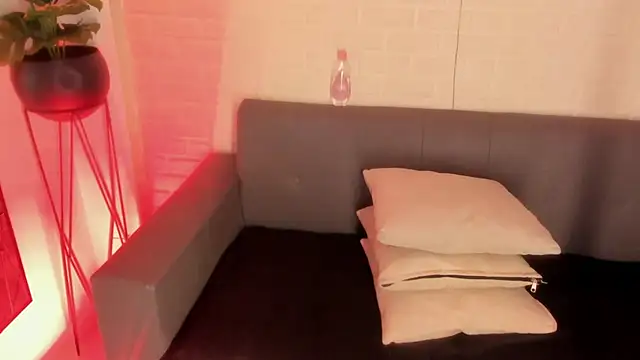 karina gomez 18 online show from 30, 11, 2025