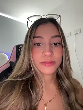 Issabela G1 online show from 24, 2, 2026