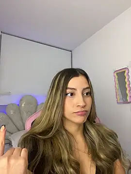 Issabela G1 online show from 23, 2, 2026