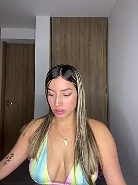 Issabela G1 online show from 21, 1, 2025