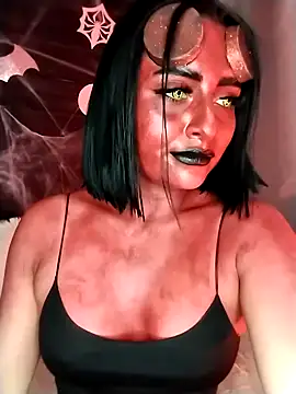 Snapshot of Nanda_Vixen chatting on 11, 10, 2025 Nanda Vixen online show from 11, 10, 2025