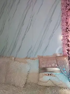 Snapshot of Nanda_Vixen chatting on 1, 12, 2025 Nanda Vixen online show from 1, 12, 2025