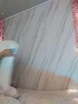 Snapshot of Nanda_Vixen chatting on 12, 11, 2025 Nanda Vixen online show from 12, 11, 2025