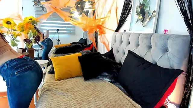 Nami sunny online show from 24, 10, 2025