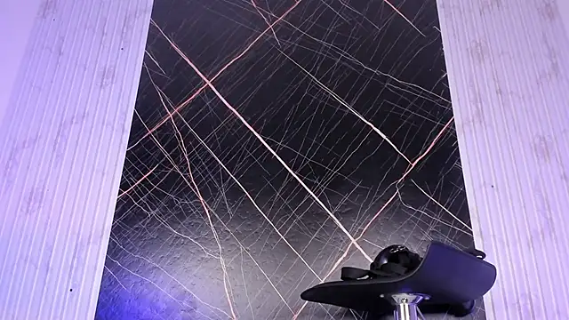 Snapshot of amber__blair chatting on 4, 3, 2025 amber  blair online show from 4, 3, 2025