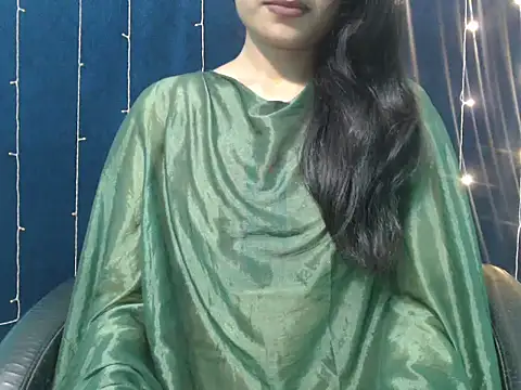 Yashi online show from 4, 11, 2025