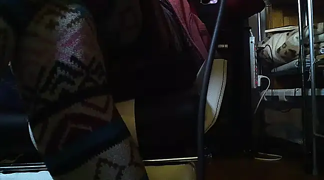 qoooqing67 online show from 5, 12, 2024