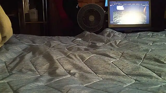 qoooqing67 online show from 4, 11, 2025