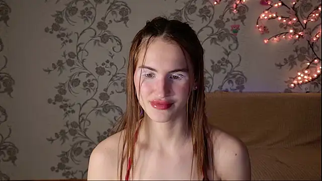 Snapshot of Felicia-Star chatting on 26, 4, 2026 Felicia-Star online show from 26, 4, 2026