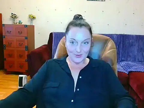 Alice3694 online show from 2, 11, 2025