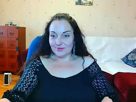 Alice3694 online show from 9, 4, 2026