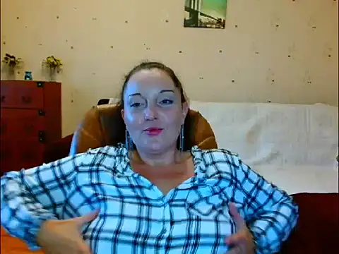 Alice3694 online show from 11, 9, 2025