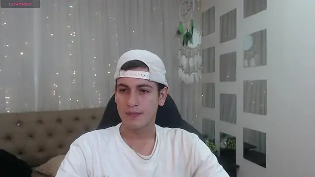 Cerokershelby online show from 17, 12, 2024